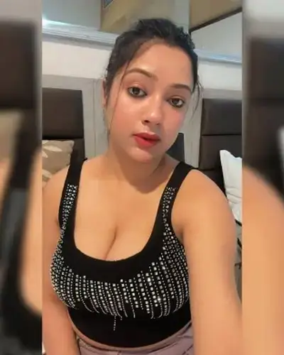Call Girls Service Dharampeth